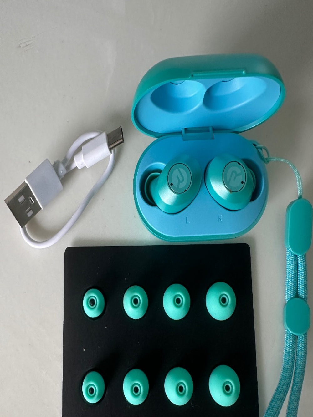 Rayon Everyday Earbuds - Picture 2 of 2